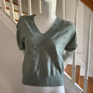 Cyrus Heather Green short sleeve Sweater Size Large
